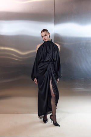 Sweet Romance Satin Lace Skirt Black