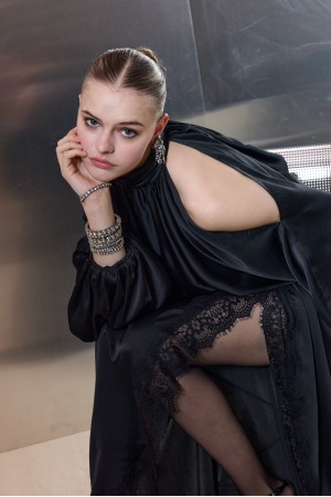 Sweet Romance Satin Shirtblouse Black