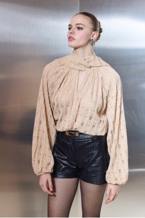 Lace Knit Romantic Blouse Crema