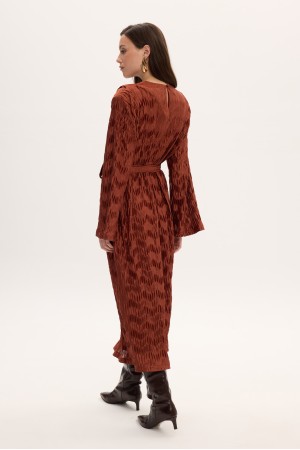 SOPHIA MIDI PLISSE DRESS
