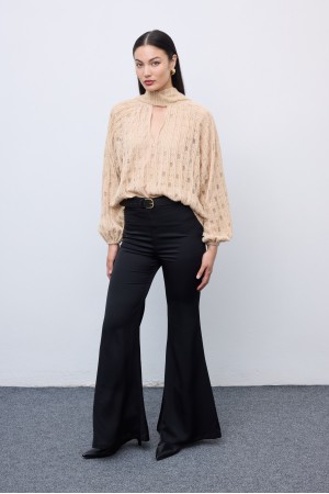 Lace Knit Romantic Blouse Crema